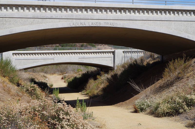 laguna lakes trail